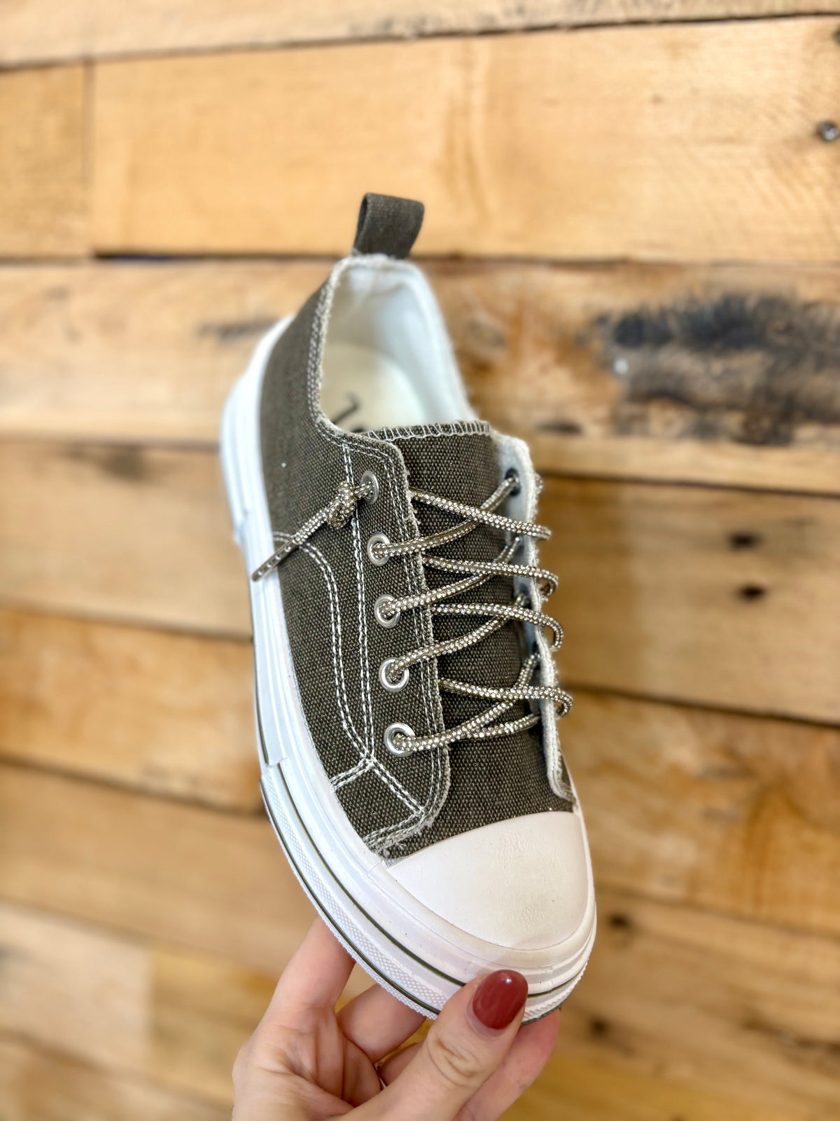 Sparkle Tennis Shoe